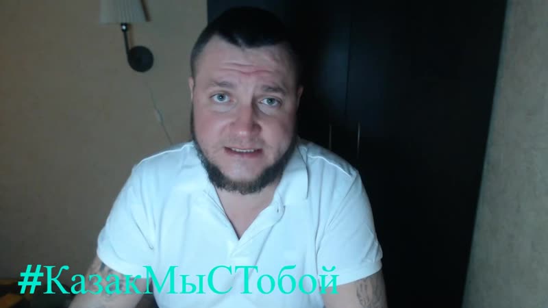 Собака ест свои экскременты: почему и что делать