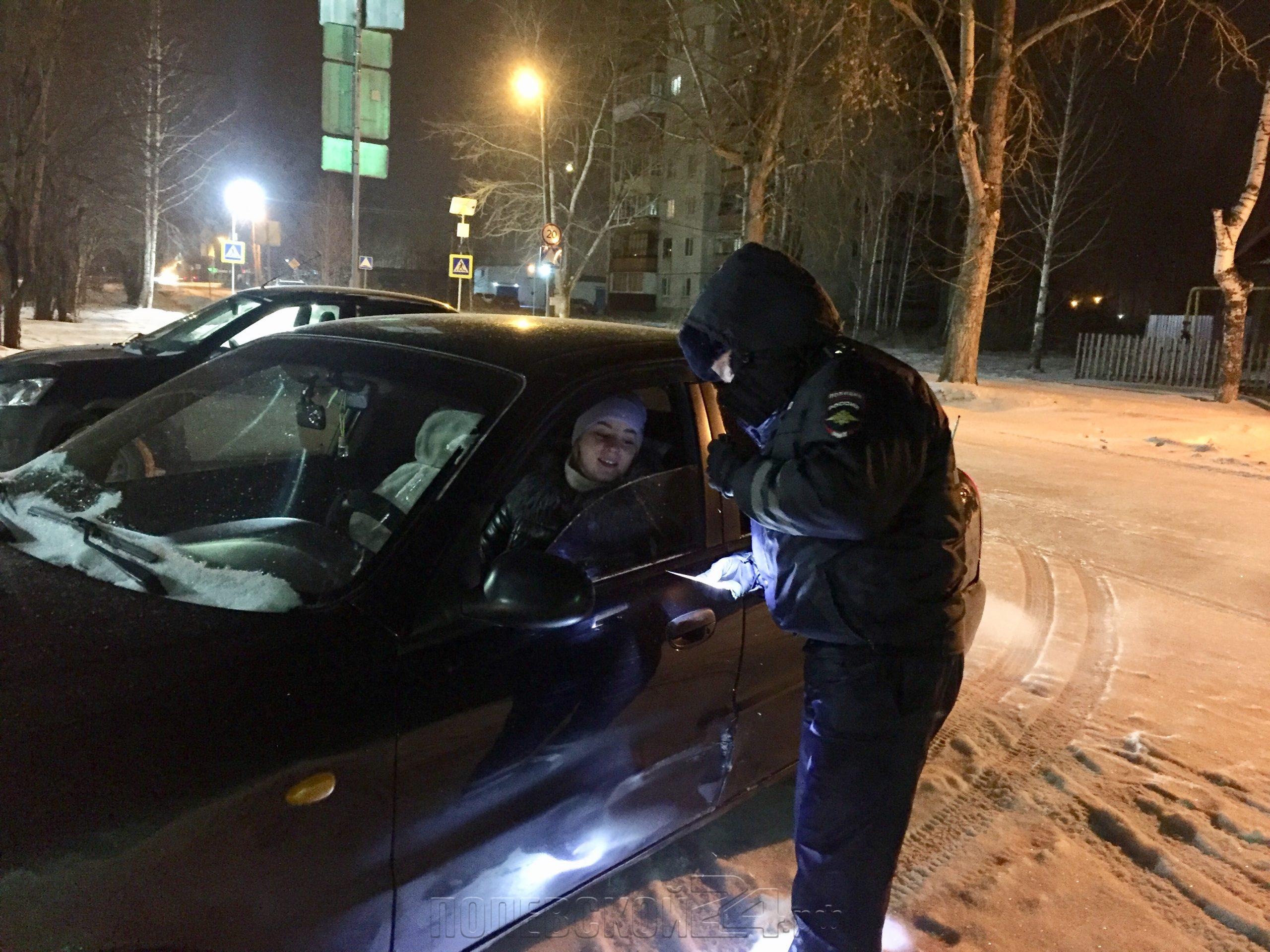 Как держать собаку при стрижке когтей